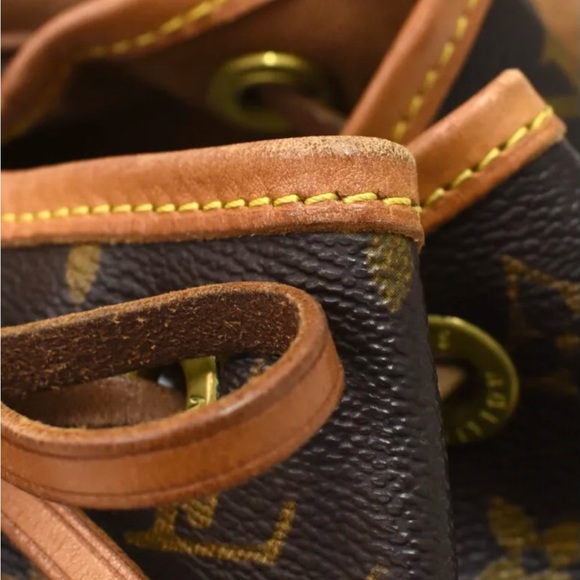 Louis Vuitton Montsouris MM Backpack. - Picture 8 of 15